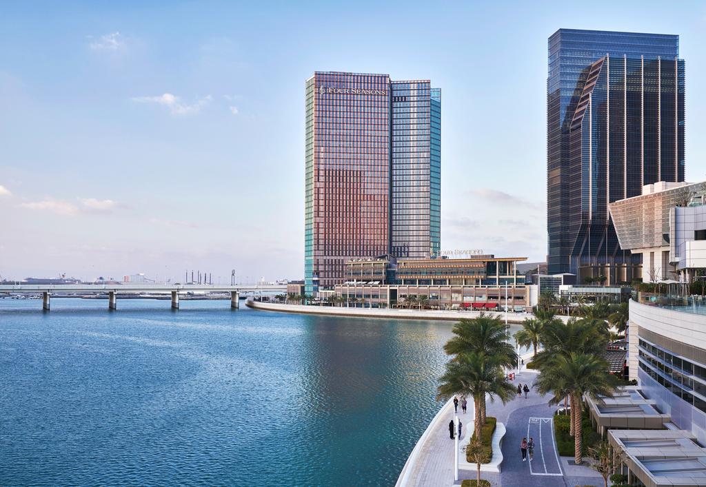 Four Seasons Hotel Abu Dhabi на острове Аль-Мария