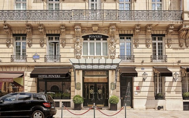 Grand Hotel Powers, Париж