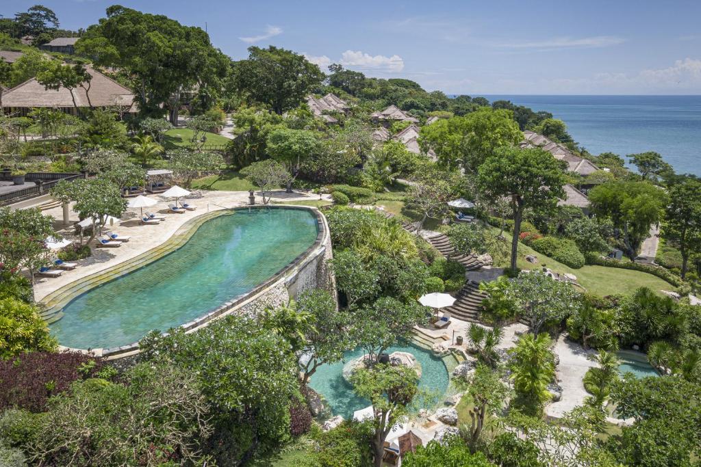 Курорт "Four Seasons Resort Bali" в Саяне, Убуд, Индонезия