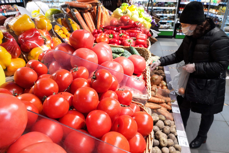 В каких странах Россия покупает фрукты и овощи?