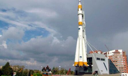 ТОП-10 памятников и монументов в России