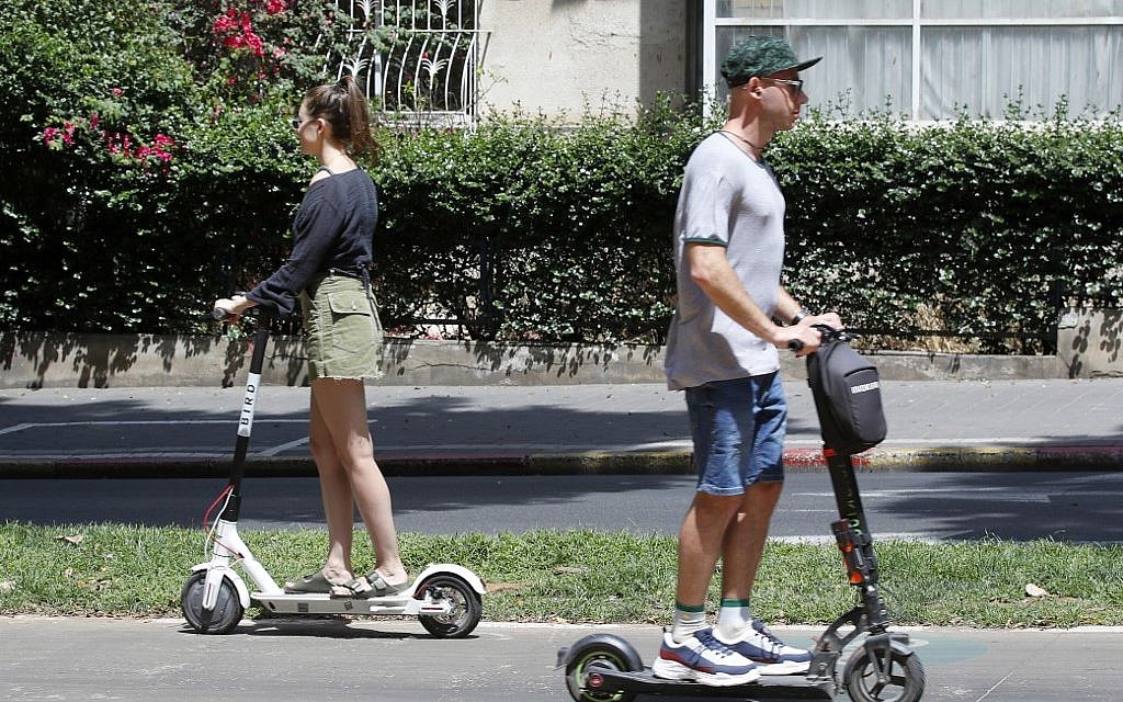 Исследование подтверждает: люди любят электрические скутеры за их удобство