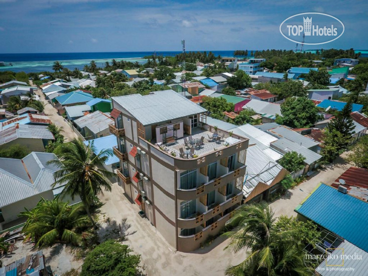 Какова стоимость размещения в бюджетных отелях на Мальдивах?