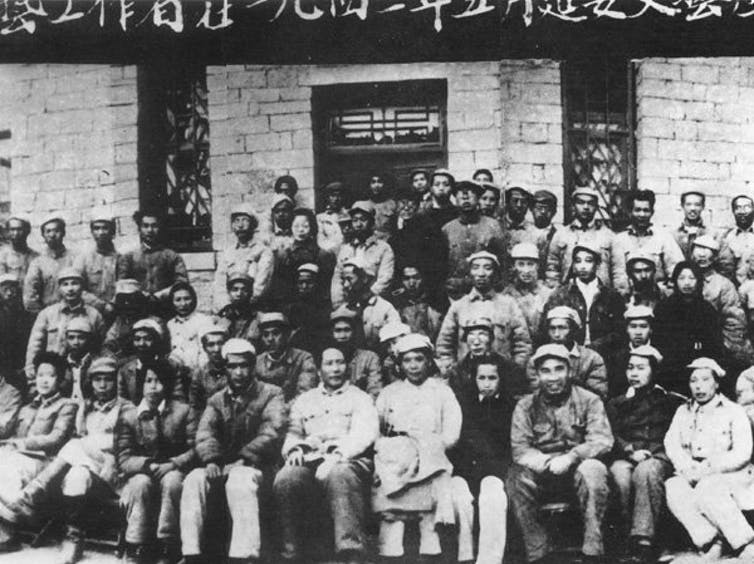 Китайская коммунистическая партия начиналась всего с 53 членов