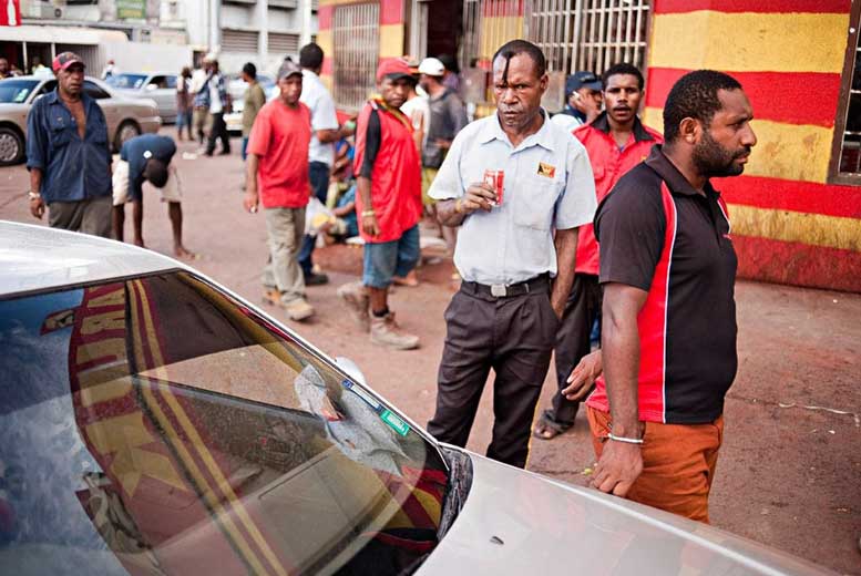 Развращенные коррупцией: в Папуа-Новая Гвинея не считают взятки преступлением