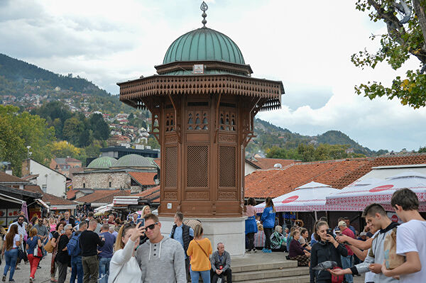 Турецкий Себиль - фонтан на площади Башчаршия в районе старого города