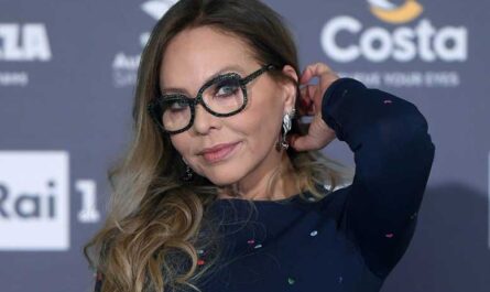 Орнелла Мути попросила российское гражданство