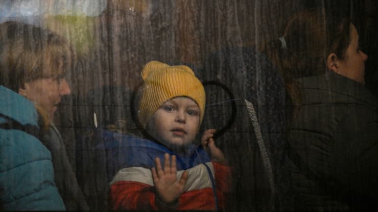 Не менее трех миллионов человек покинули Украину