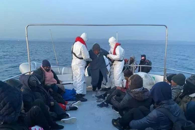 Турция предлагает эвакуировать жителей осажденного Мариуполя на кораблях