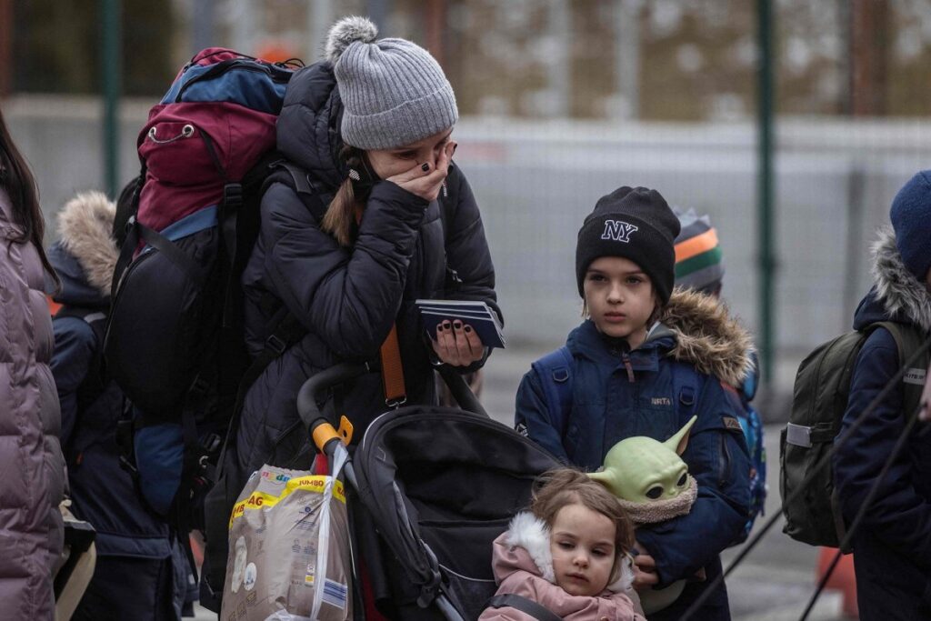 ООН заявляет, что 4,8 млн беженцев покинули Украину