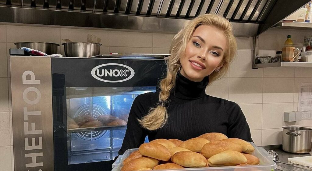 Девушка-волонтер будет представлять Украину на конкурсе "Мисс Вселенная"