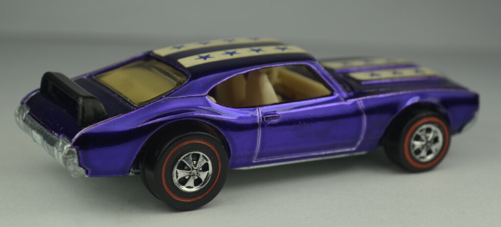 Фиолетовый Olds 442 1971 года – $12000