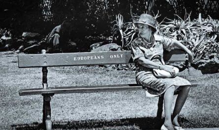 Фотовыставка о жизни в Южной Африке времен апартеида