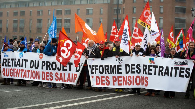 Самое значительное число митингующих против пенсионного регулирования