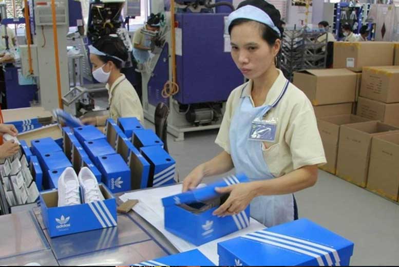 Где производится обувь и одежда Adidas во Вьетнаме?