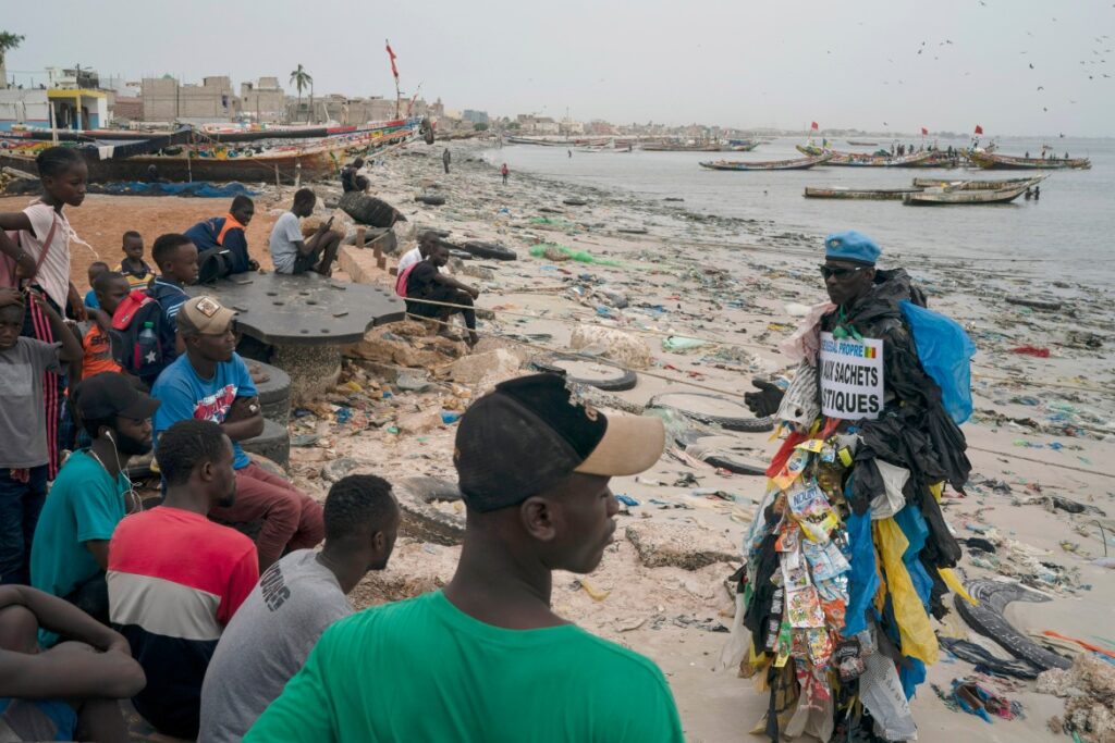 Сенегал далеко не одинок