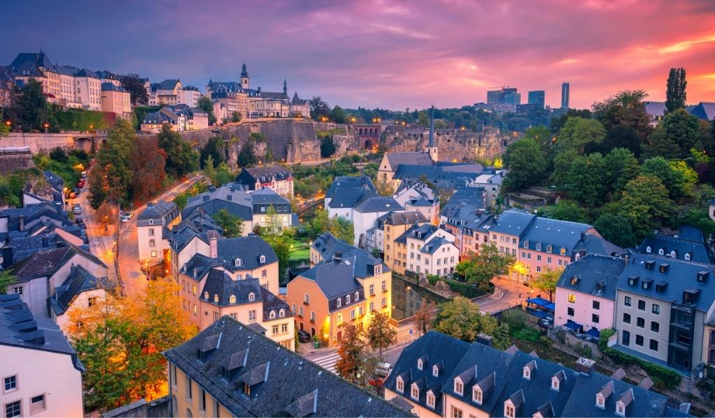 Почему Люксембург - самая богатая страна в мире?