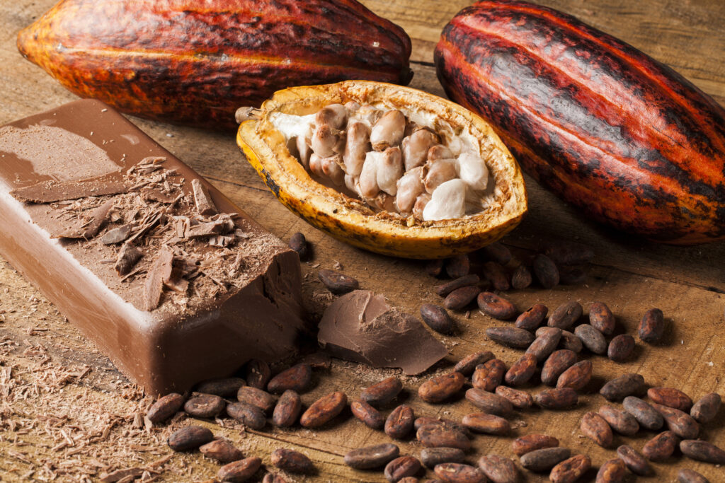 Для производства одного грамма сладкого шоколада требуется много зерен