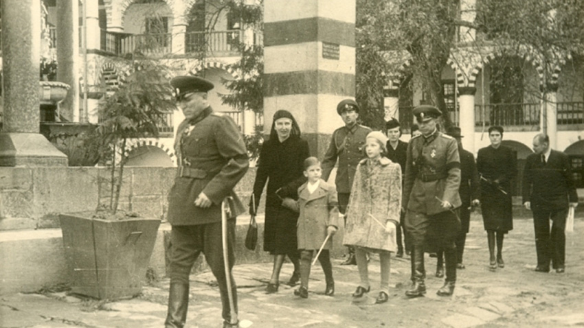 Монархия в Болгарии отменена в 1946 году