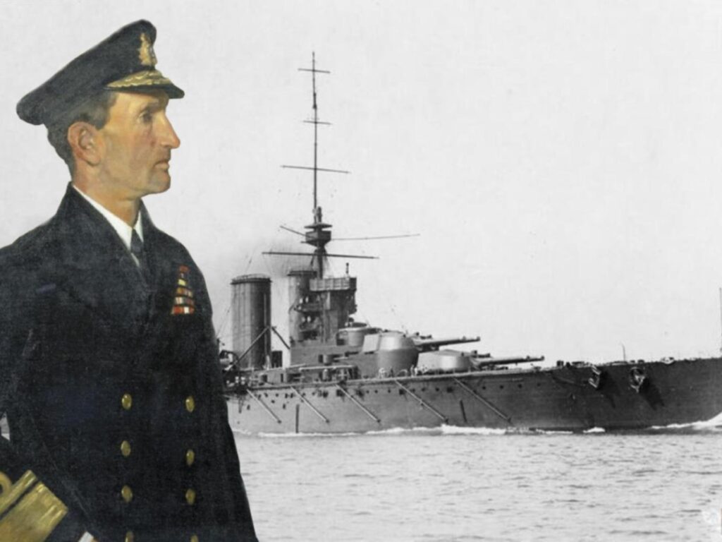 Адмирал Уолтер Коуэн атаковал итальянский танк с револьвером