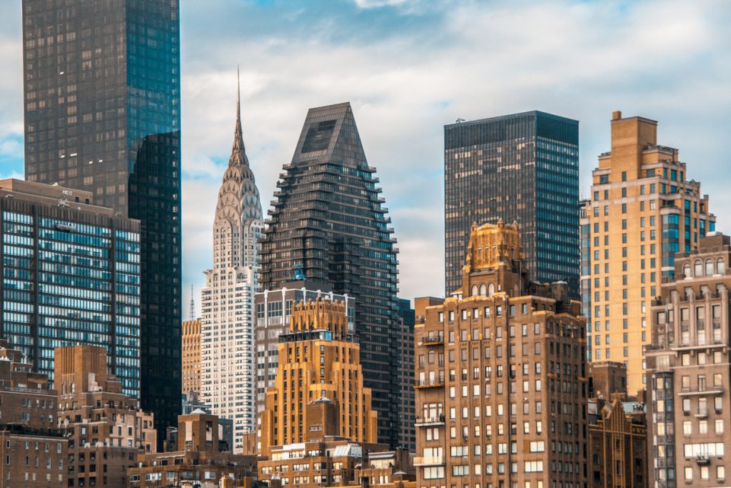 Более 40 зданий в Нью-Йорке имеют собственные почтовые индексы