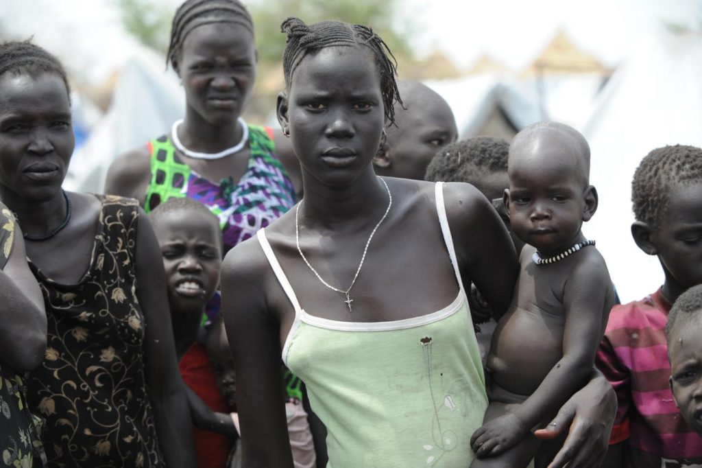 Южный Судан - 19,8 (27,1 мужчин - 12,8 женщин)