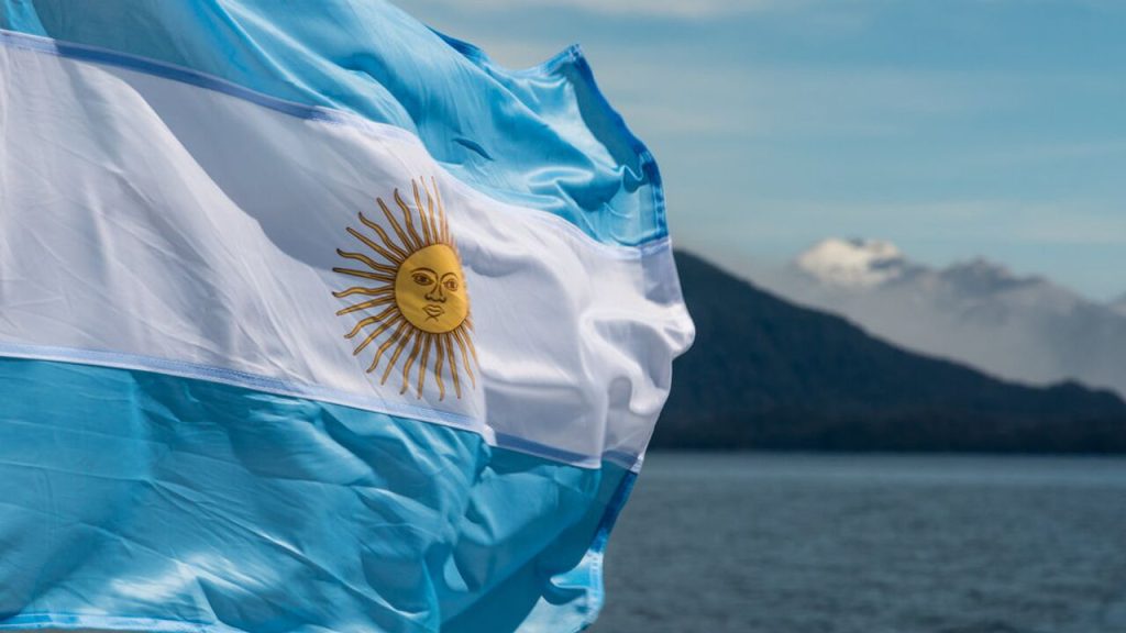 Принесет ли потенциальное вступление Аргентины в БРИКС ей пользу?