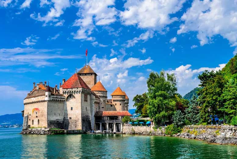 10 лучших мест для посещения в Швейцарии в 2024 году