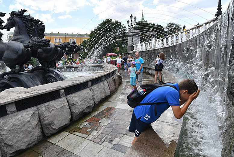 Лето какого года было самым жарким в Москве?