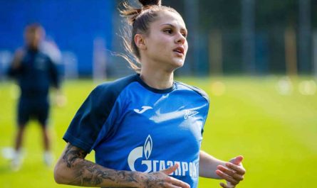 10 самых красивых футболисток сборной России