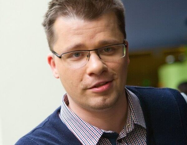 Какой национальности комик Гарик Харламов?