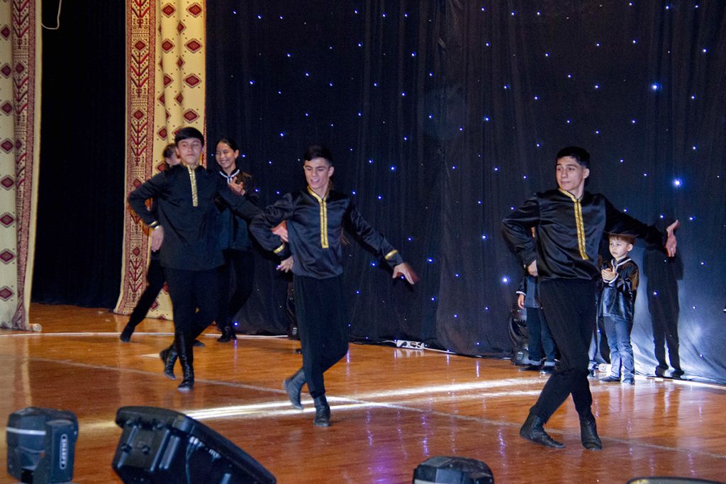 Национальные танцы Казахстана: история и традиции