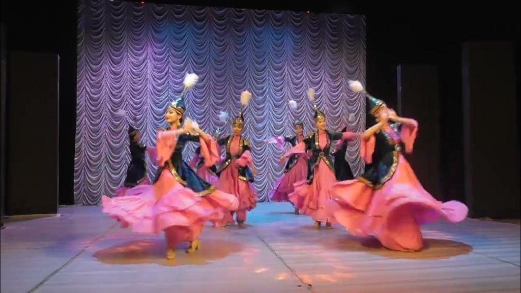 Национальные танцы Казахстана: история и традиции