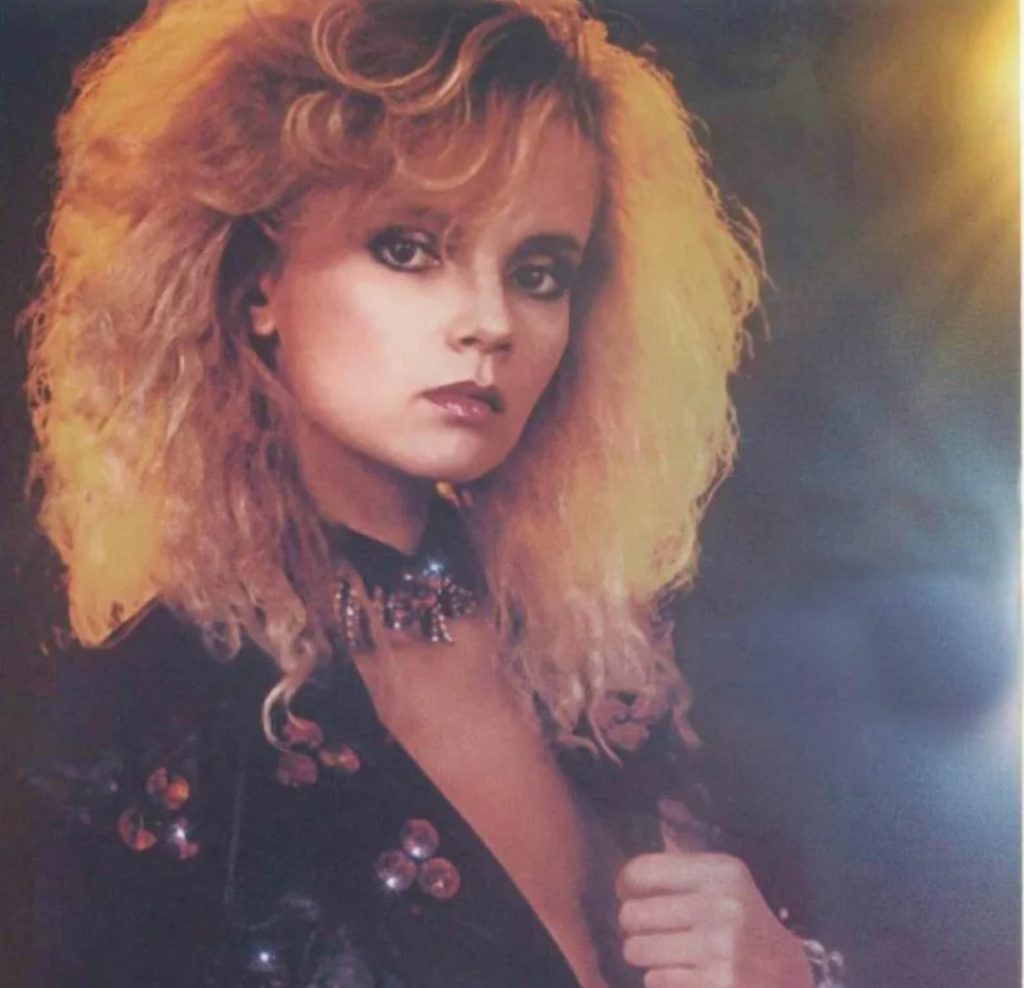 ТОП-20 самых красивых русских певиц 90-х годов