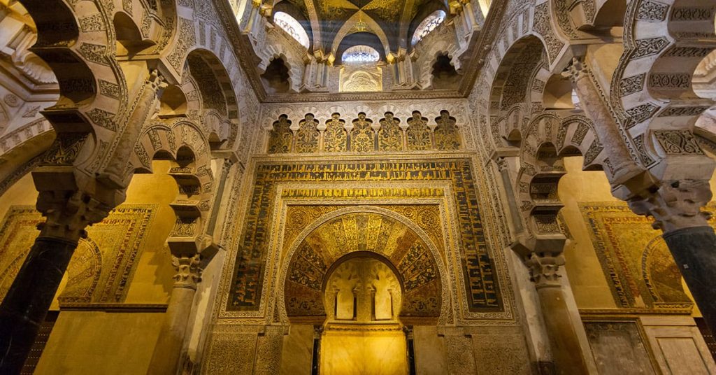 15 самых красивых михрабов в мечетях мира