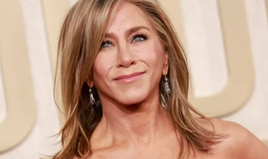 20 лет бездетности: личная трагедия сексуальной Дженнифер Энистон