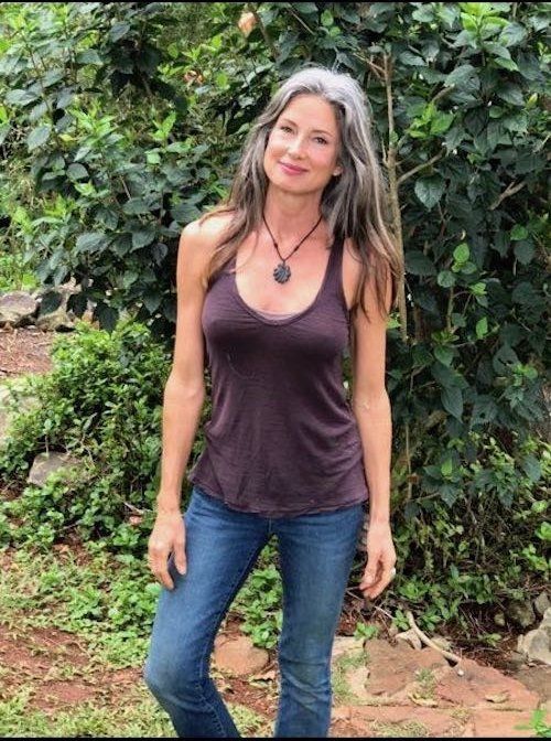 30 самых сексуальных зрелых женщин в джинсах (ФОТО)