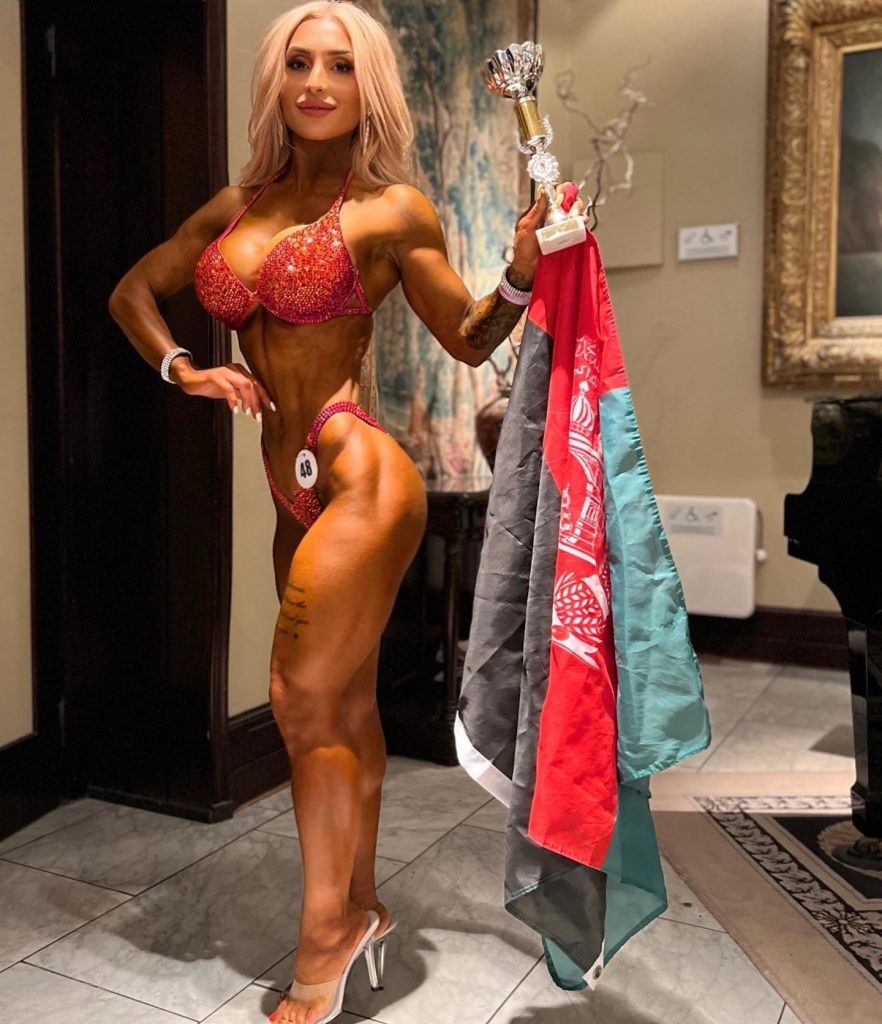 Не просто бодибилдинг: как афганская женщина бросила вызов традициям