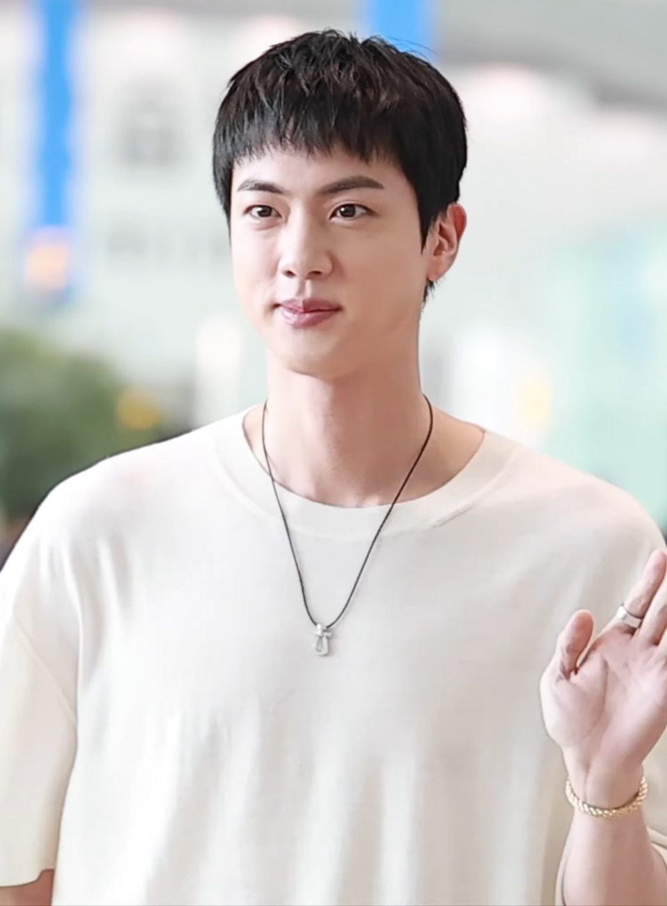 7 самых красивых певцов группы BTS (ФОТО)