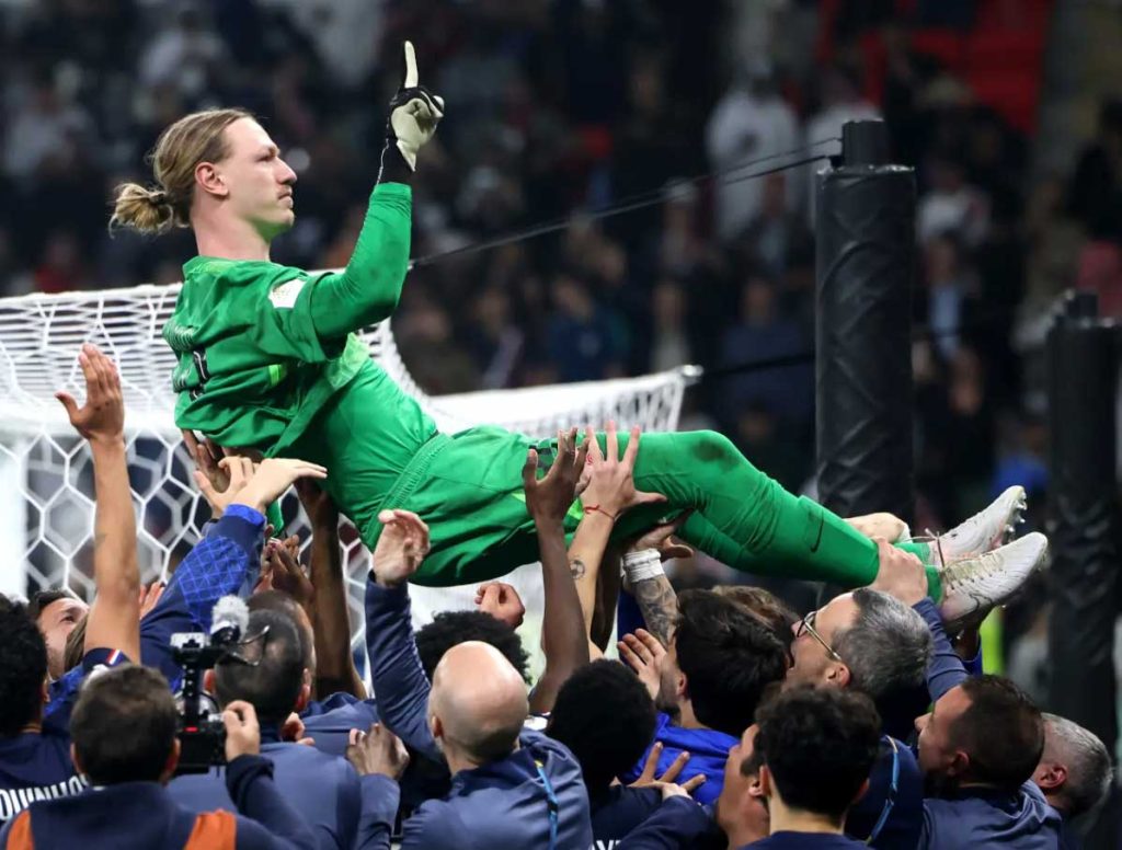 ТОП-10 лучших футбольных вратарей России