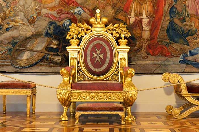 ТОП-20 экспонатов из музея Эрмитаж в Санкт-Петербурге