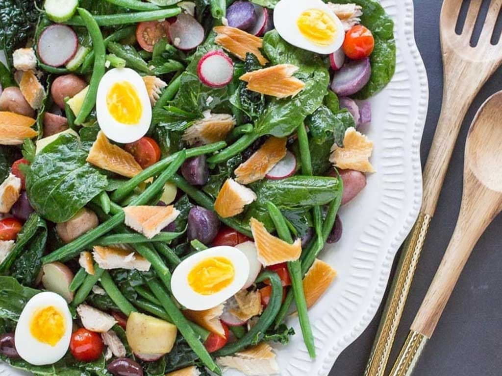 50 самых вкусных рецептов летних салатов со всего мира