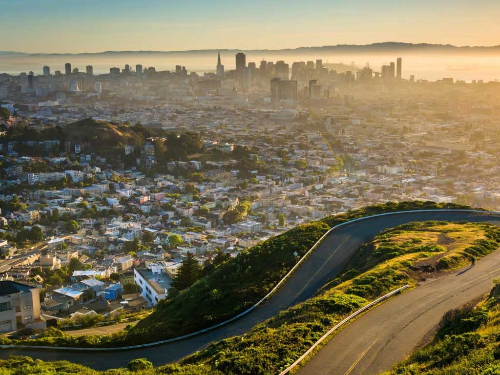 Налоги, страховка, удалёнка: три удара по Калифорнии — штат теряет население