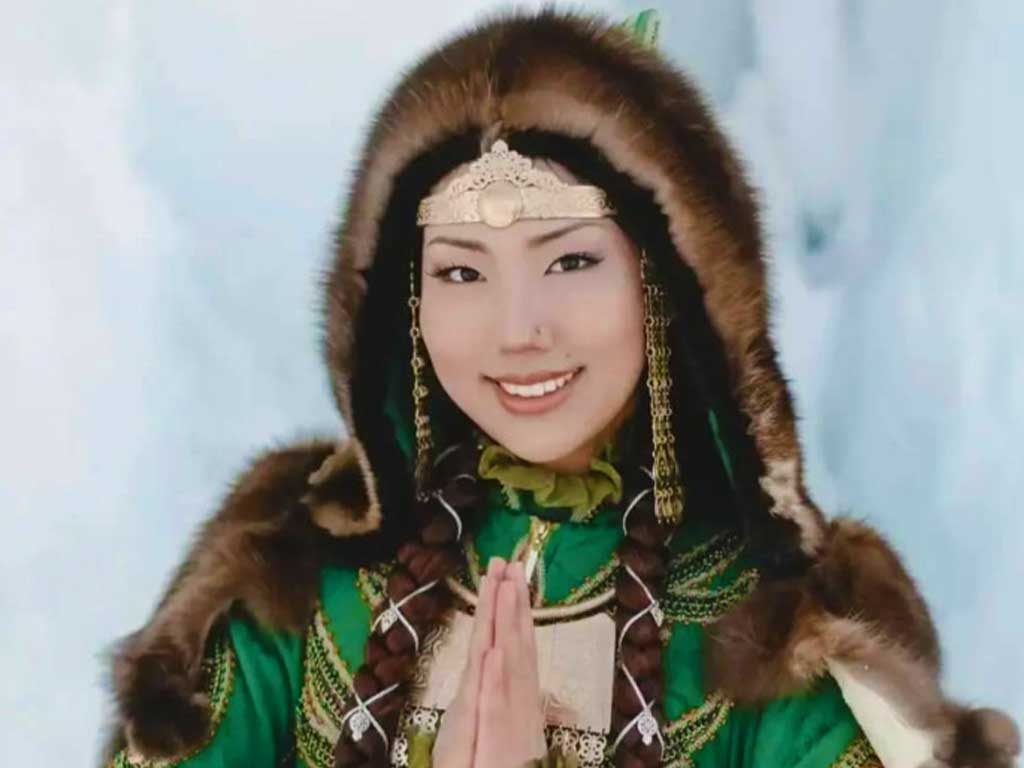 ТОП-25 самых красивых девушек Якутии: Виктория Попова и другие