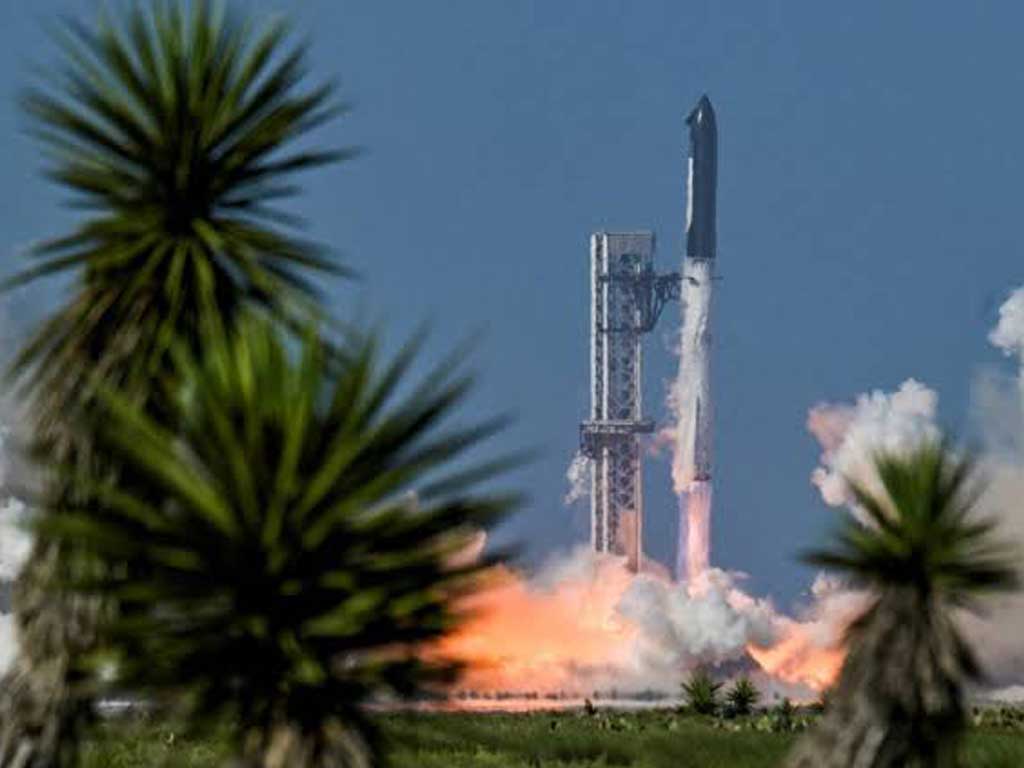 Что показал 13-й испытательный полет Starship и какие технологии проверила SpaceX