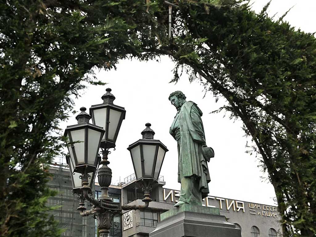 Памятник Пушкину в Москве: фото, история и места, которые стоит увидеть